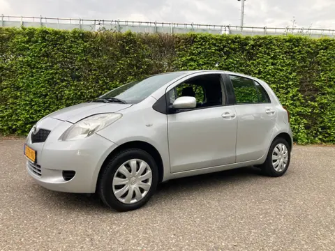 Toyota Yaris 1.3 VVTi Sol (bj 2007)