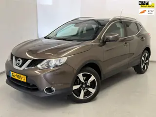 Nissan Qashqai 1.2 Connect Edition / Pano / NL-auto / Trekhaak