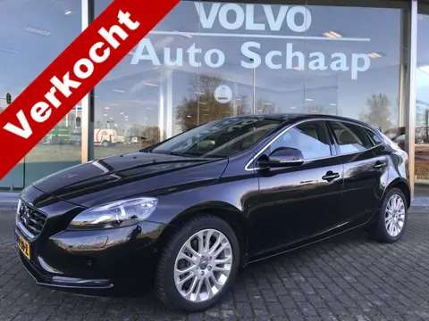 Volvo V40 2.5 T5 Summum Automaat | Rijklaar incl garantie | Panoramadak Adaptieve cruise Keyless Tre