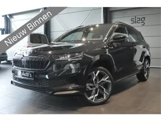 Škoda Karoq 1.5 TSI ACT Sportline Black Style navi camera led 19 inch !!