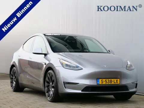 Tesla Model Y Performance AWD 75 kWh 463 Pk Automaat Navigatie / Camera's / Afneembare trekhaak / Le