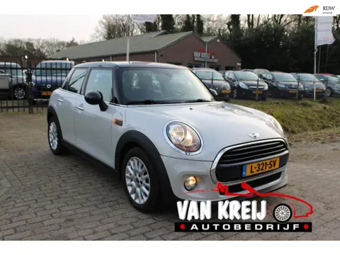 Mini Mini 1.5 Cooper Chili Business, Automaat, 5drs, Pdc, Navi, Cruise