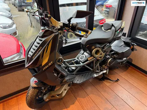 Italjet Scooter Dragster 200