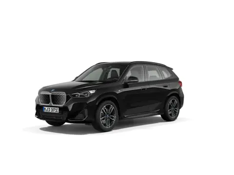 BMW iX1 eDrive20 | M-Sport | 19" | Trekhaak | Panorama | Camera