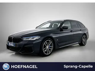 BMW 5-serie Touring 530i M Sport | Trekhaak | Schuifdak | Laser | Camera | Memory Stoelen | Stoelver