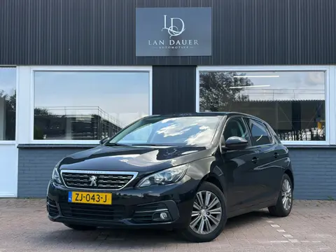 Peugeot 308 1.2 PureTech Premium / Pano / Riem is Vervangen