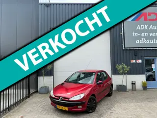 Peugeot 206 1.4 Gentry AUTOMAAT/AIRCO/80DKM!!