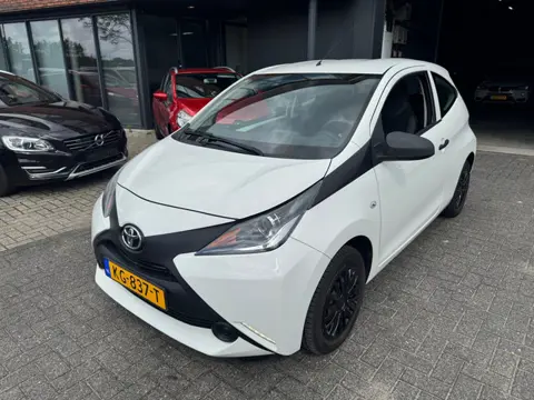 Toyota Aygo 1.0 VVT-i x-now AIRCO CRUISE APK APRIL 2027 ORIG NL NAP