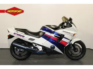 Honda CBR 1000 F (bj 1993)