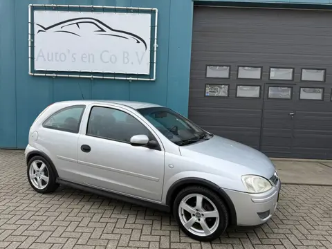 Opel Corsa 1.2-16V Silverline Clima 16 inch Lmv Stuurbekr Centrale vergr NL auto Nap