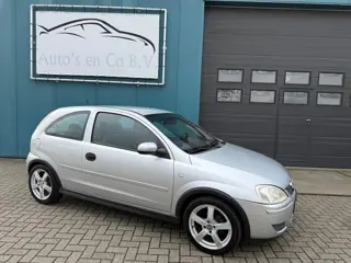 Opel Corsa 1.2-16V Silverline Clima 16 inch Lmv Stuurbekr Centrale vergr NL auto Nap
