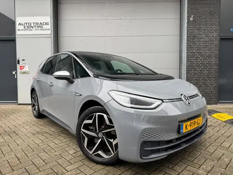 Volkswagen ID.3 First Plus 58 kWh [SoH 93%|Keyless|Stoel&StuurVW|Carplay|Achteruitrijcamera|Dealer O