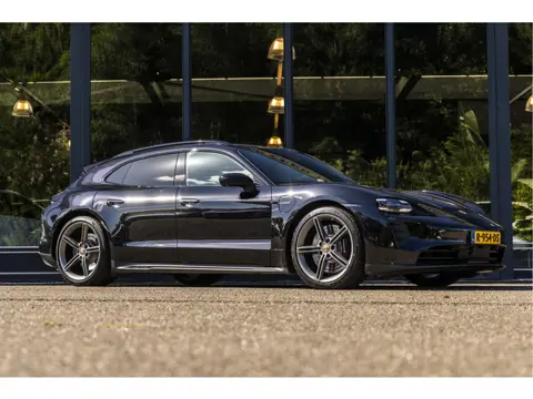 Porsche Taycan Sport Turismo GTS 93 kWh SOH 95% (bj 2022)