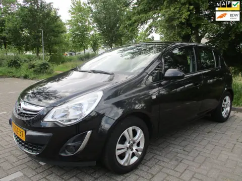 Opel Corsa 1.4-16V Design Edition AIRCO