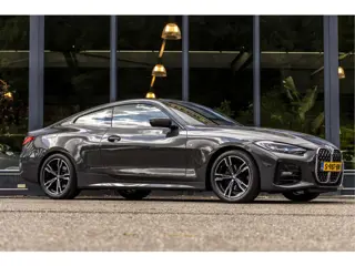 BMW 4 Serie Coupé 420i High Executive M-Sport (bj 2021)