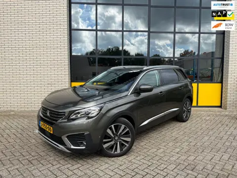 Peugeot 5008 130PK Allure, Navi, elektrische achterklep!