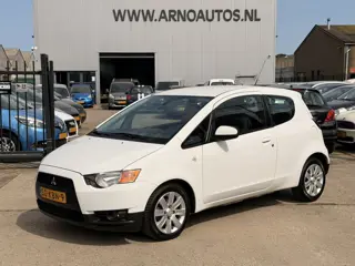 Mitsubishi Colt 1.3 Intro Edition, AIRCO, CRUISE CONTROL, APK TOT 20-05-27, BLUETOOTH CARKIT, RADIO-