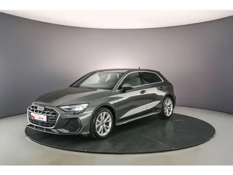Audi A3 Sportback 30 TFSI S edition | Trekhaak | Apple/Android Play | Cruise | Full-LED | Navi | Vir