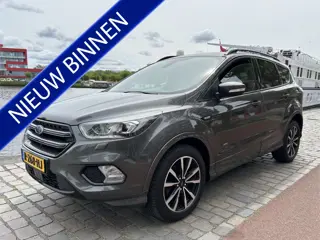 Ford Kuga 1.5 EcoBoost Vignale ST Automaat 4x4 full optie