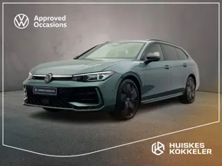 Volkswagen Passat Variant R-Line Edition 1.5 TSI eHybrid 272pk DSG Automaat Trekhaak, Black Style, P