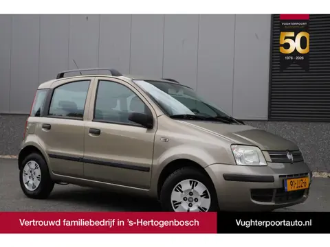 Fiat Panda 1.2 Automaat/Airco/Apple Carplay/trekhaak/€ 24 per mnd