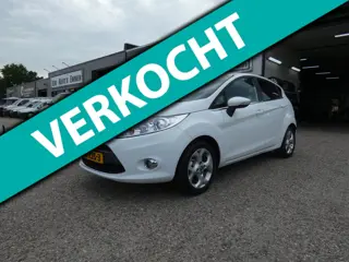Ford Fiesta 1.25 Titanium|VERKOCHT!|Airco|Leer|5 Deurs|LM-Velgen|Nw.APK|Getinte Ramen|Cruise Control