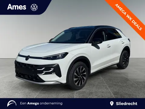 Volkswagen T-Roc 1.5 eTSI 115pk DSG Life First Edition | Dodehoeksensoren | Adaptive Cruise Control 
