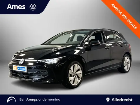 Volkswagen Golf 1.5 eTSI 115pk DSG Life Edition | Stoel- en stuurverwarming | Adaptive Cruise Contro