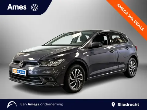 Volkswagen Polo 1.0 TSI 95pk Life Edition | Climatronic | Stoelverwarming | Achteruitrijcamera
