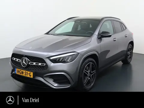 Mercedes-Benz GLA 250 e AMG Line | Pano Night Carplay