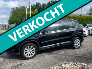 Volkswagen Tiguan 2.0 TSI Sport&Style 4Motion # Trekhaak! # Airco.