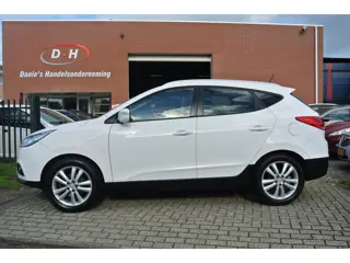Hyundai Ix35 2.0i i-Catcher airco leder automaat panoramadak trekhaak inruil mogelijk nap