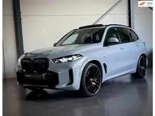 BMW X5 XDrive50e, SkyLounge, 4-wielbest, Stoelventilatie, Brooklyn Grau