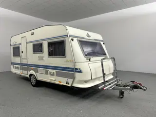 Hobby Excellent 470 UB Mover luifel met voorwand Fdrager
