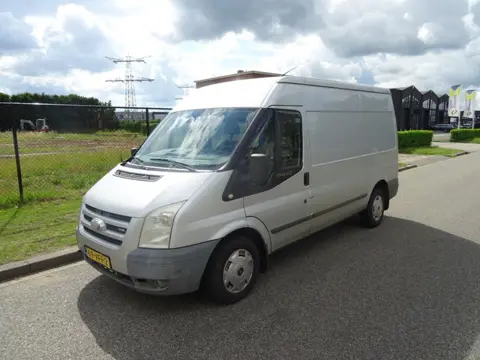 Ford Transit 300M 2.2 TDCI
