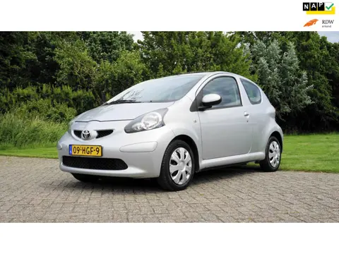 Toyota Aygo 1.0-12V + Navigatie Airco