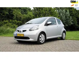 Toyota Aygo 1.0-12V + Navigatie Airco