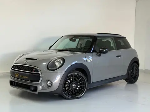Mini Mini 2.0 Cooper S Automaat / Leder / JCW Stuurwiel