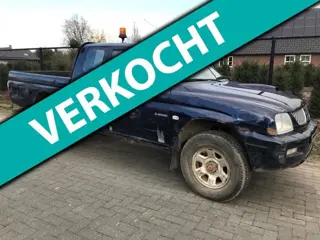 Mitsubishi L 200 2.5 Double Cab GL Lang GEZOCHT GEVRAAGD ALLE PAJERO L200 L300 L400 L 400