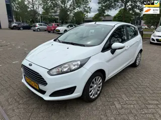 Ford Fiesta 1.0 Style / APK / AIRCO / NAP / BOEKJES / TWEE SLEUTELS / ZEER NETTE AUTO!!!