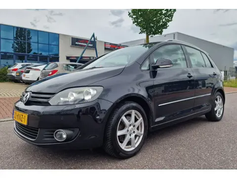 Volkswagen Golf Plus 1.4 TSI Highline AUT NAVI PSENSOR CRUISE TREKHAAK 2 X SLEUTELS