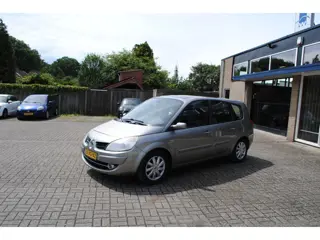 Renault Grand Scénic 2.0-16V Tech Line, AUTOMAAT, NAVI,PANORAMA DAK.