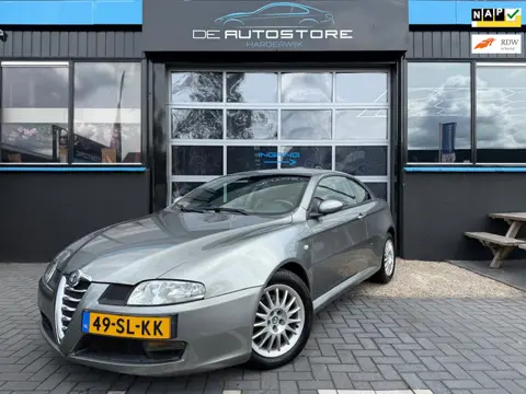 Alfa Romeo GT 2.0 JTS 143026km!!! Distinctive Airco Leder Cruise pdc Zeer mooie Auto