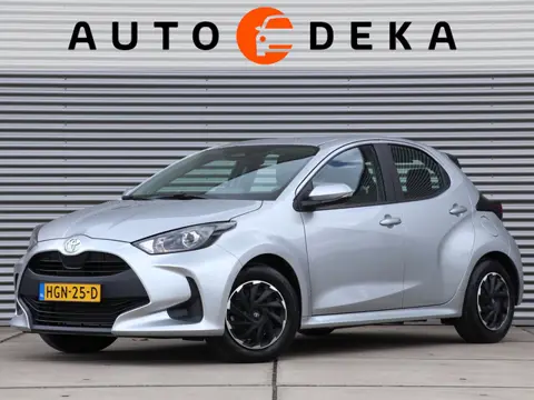 Toyota Yaris 1.5 Hybrid 115 Comfort *Camera*Apple Carplay*