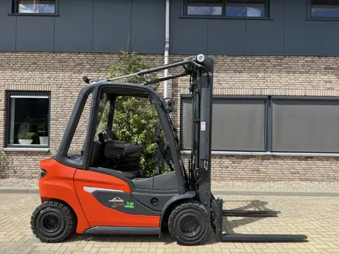Linde H25D Deutz 2.5 ton Duplex Sideshift Diesel Heftruck
