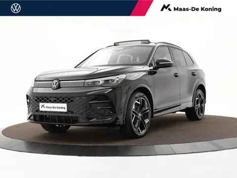Volkswagen Tiguan 1.5 272pk DSG eHybrid R-Line · Panoramadak · Wegklapbare Trekhaak · Leder · Harman