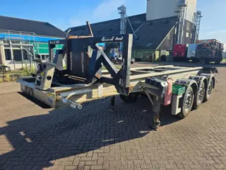 Granalu Jost - Disc Granalu 3-assige containerchassis - Jost Mercedes assen - Schijfremmen - Luchtve