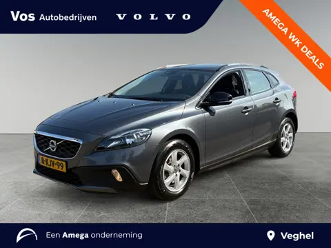 Volvo V40 Cross Country 1.6 T4 Momentum | Panoramadak | Trekhaak afneembaar | Dealerondehouden | 1e 
