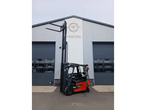 Linde E25 bj 2017 met maar 3600 uur!! Triplo!