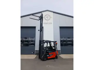 Linde E25 bj 2017 met maar 3600 uur!! Triplo!